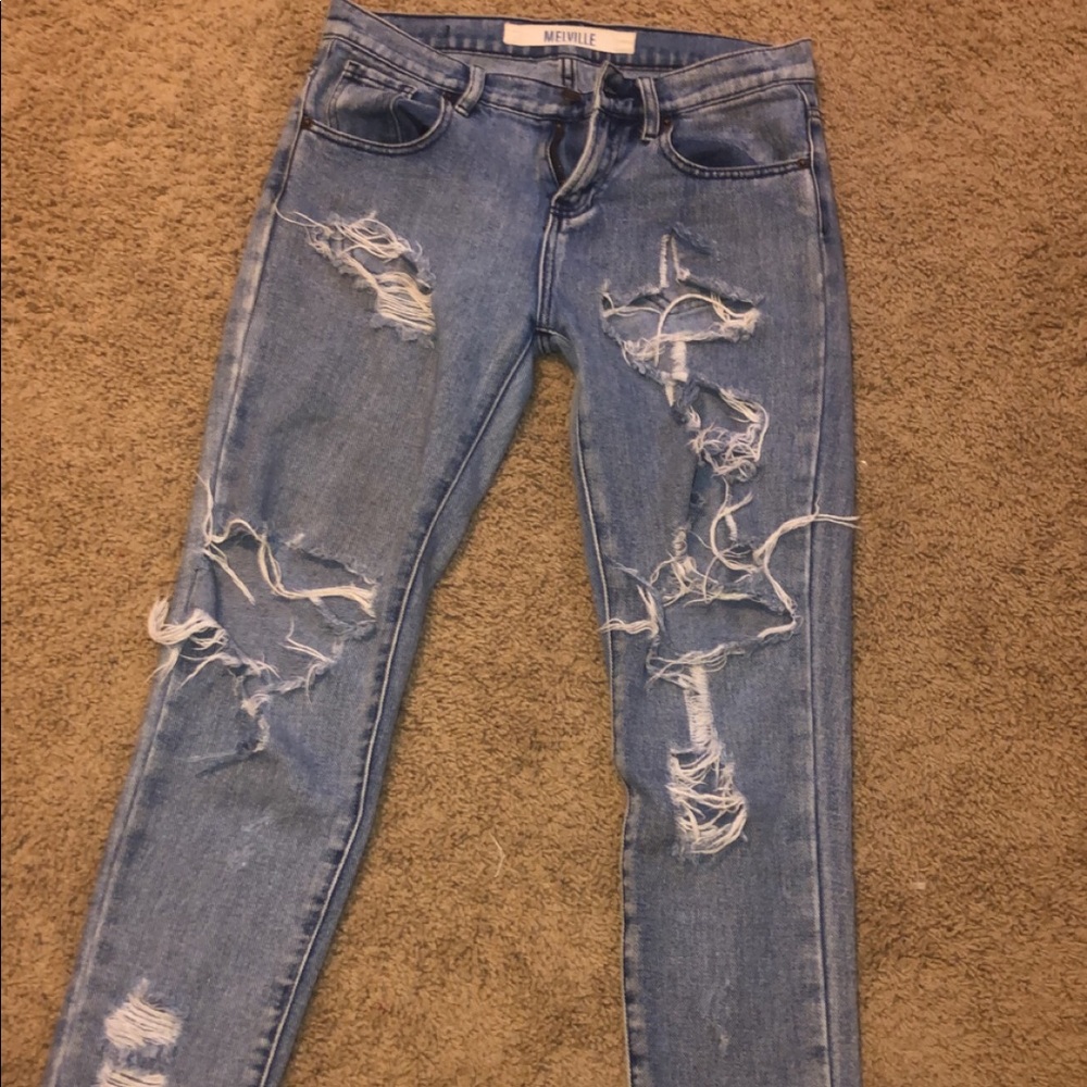 Distressed brand Melville boyfriend jeans